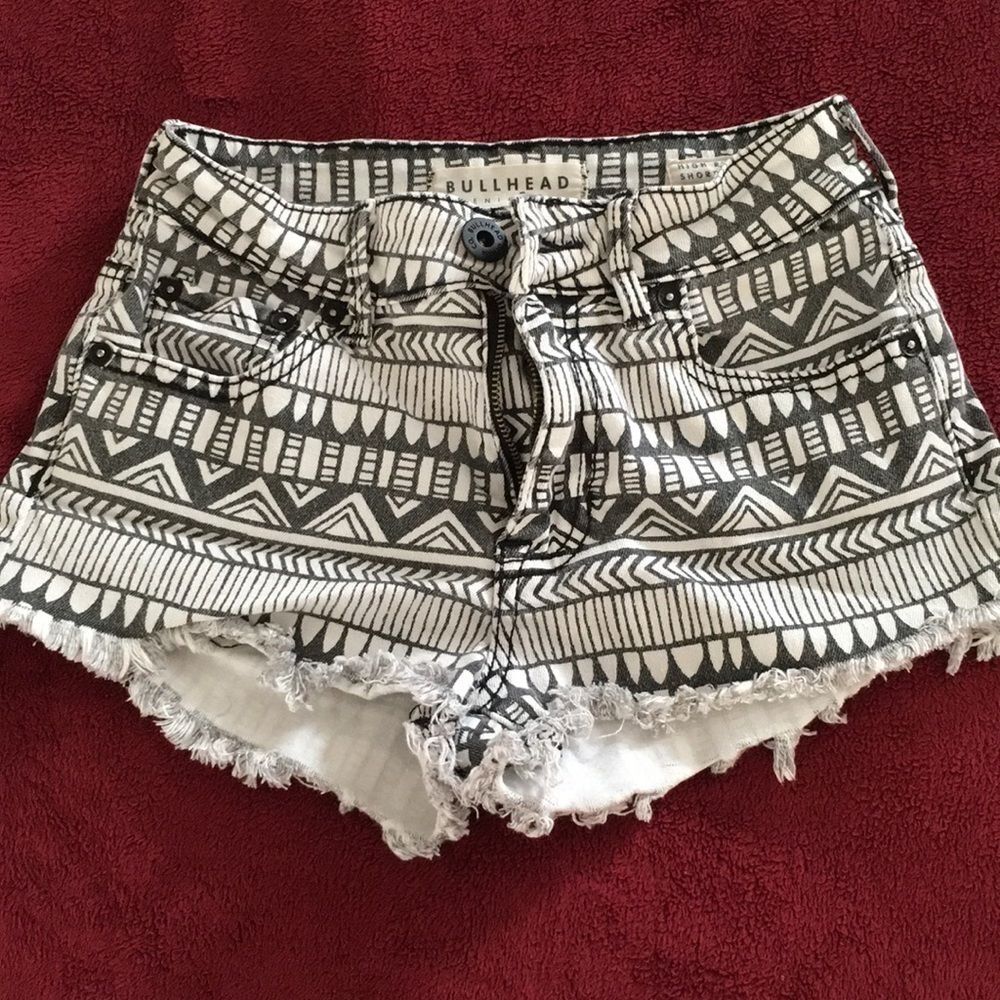 Bullhead Denim High Rise Shorts Junior Size 0 Trial Boho Design